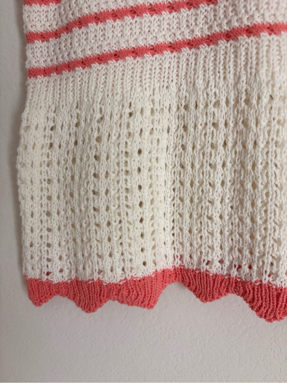 NWT Easel Cream & Coral Striped Knit Top size Small - Picture 2 of 9